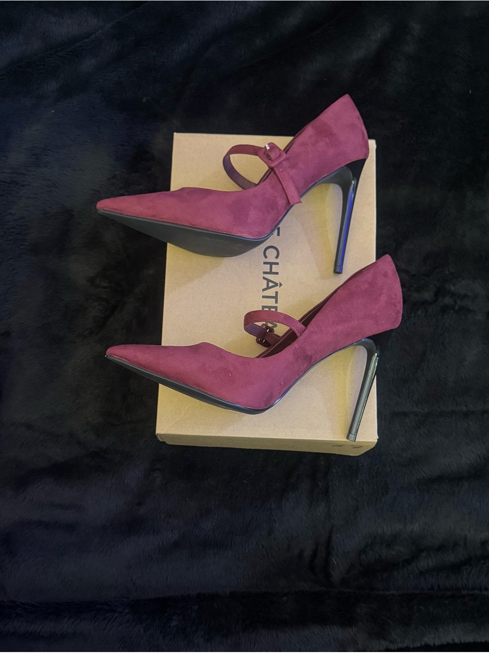 le chateau brand new wine Burgundy Suede Mary Jane Pointed Stiletto Heels